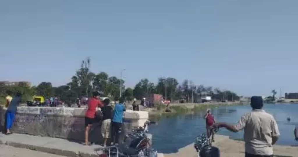 انتشال جثمان شخص ألقى بنفسه فى نهر النيل بكفر الشيخ