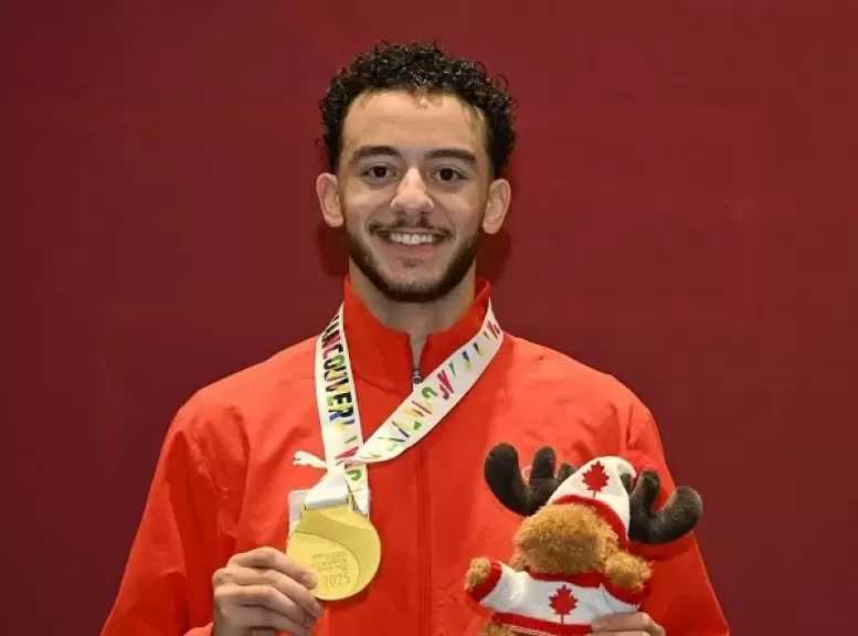 محمد السيد يقهر لاعب إسرائيل ويتوج بذهبية كأس العالم للسلاح