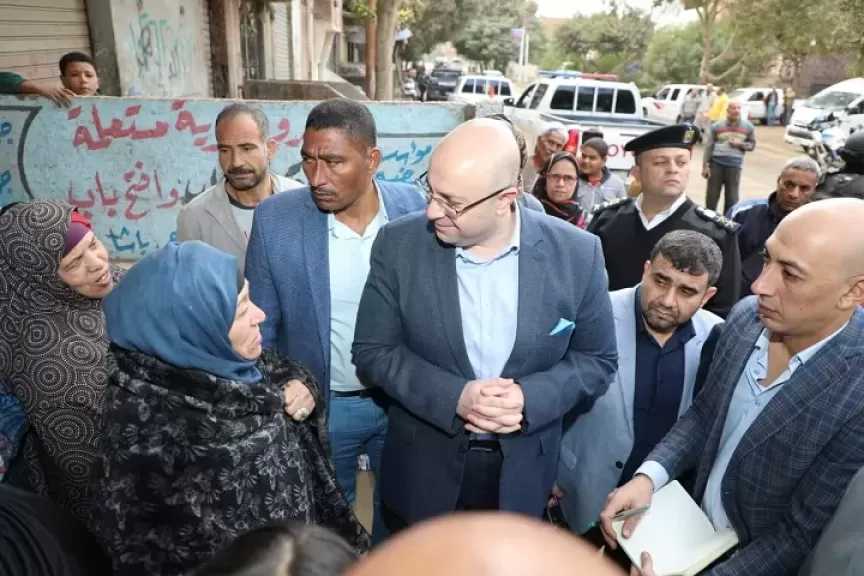 محافظ بني سويف يتابع توافر السلع وجودة الخدمات في السلاسل التجارية والمخابز بمركز ببا