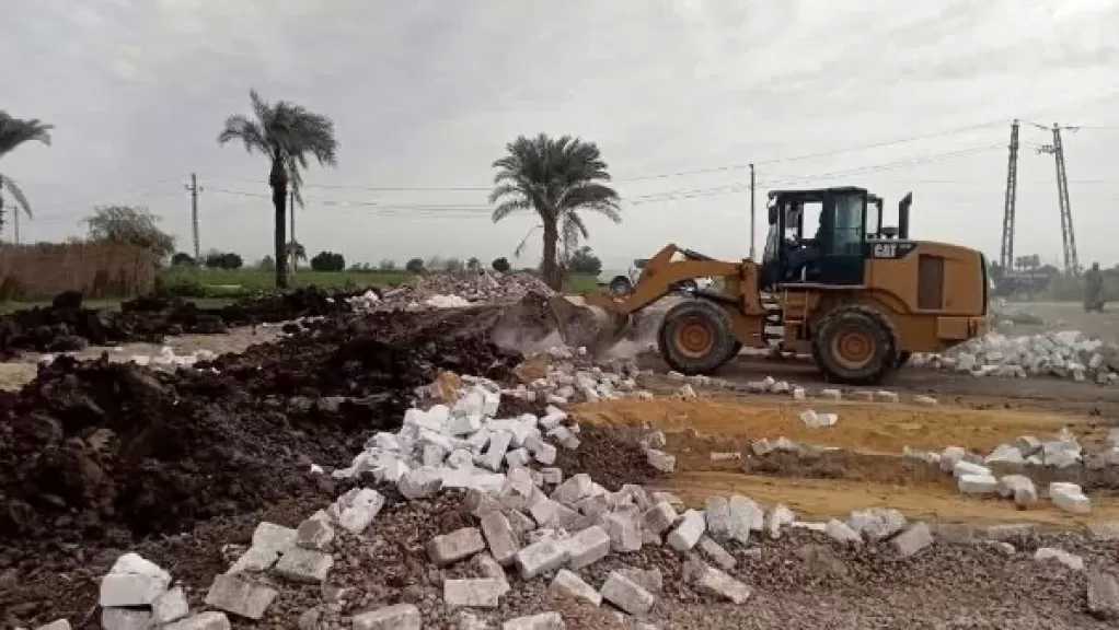 محافظ الغربية يوجه بإزالة 27 حالة بناء مخالف