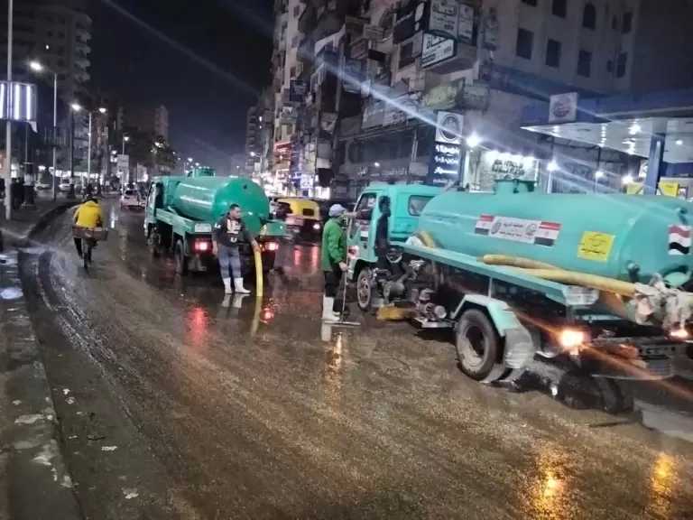 محافظ الغربية يتابع رفع مياه الأمطار ويوجه بإزالة تجمعات الطرق والمحاور الحيوية