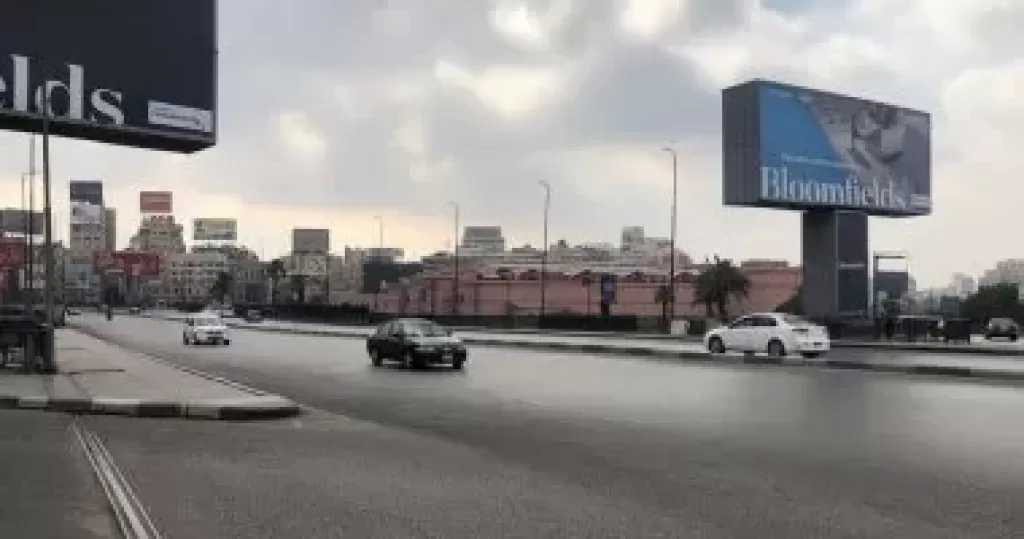 النشرة المرورية.. انتظام حركة السيارات على طرق القاهرة والجيزة