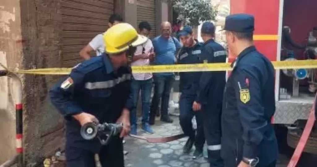 المعاينة تكشف سبب اشتعال حريق بمبنى تابع لمستشفى الموظفين في إمبابة