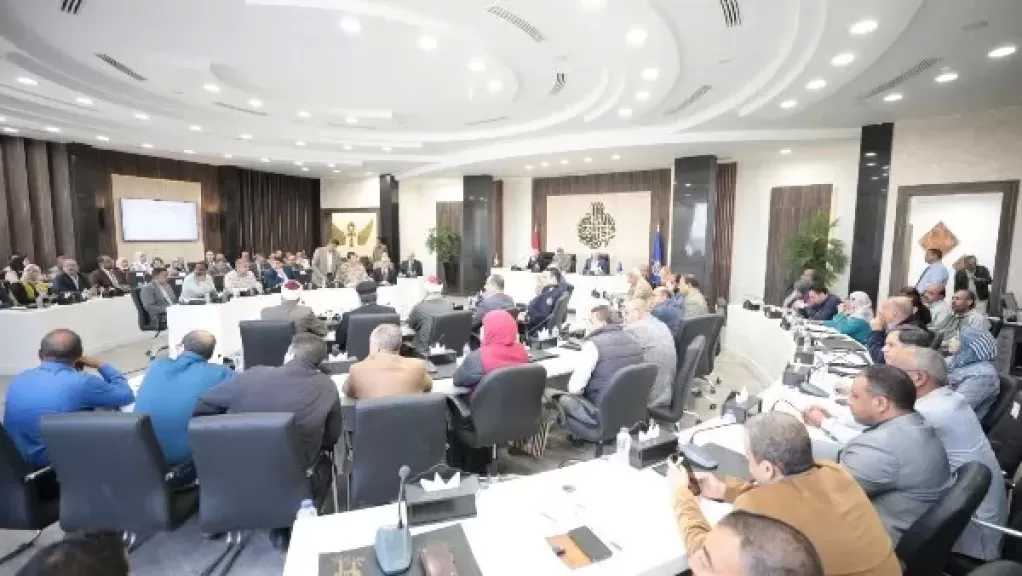 محافظ أسوان: إنهاء 90 % من ملفات التصالح فى مخالفات البناء
