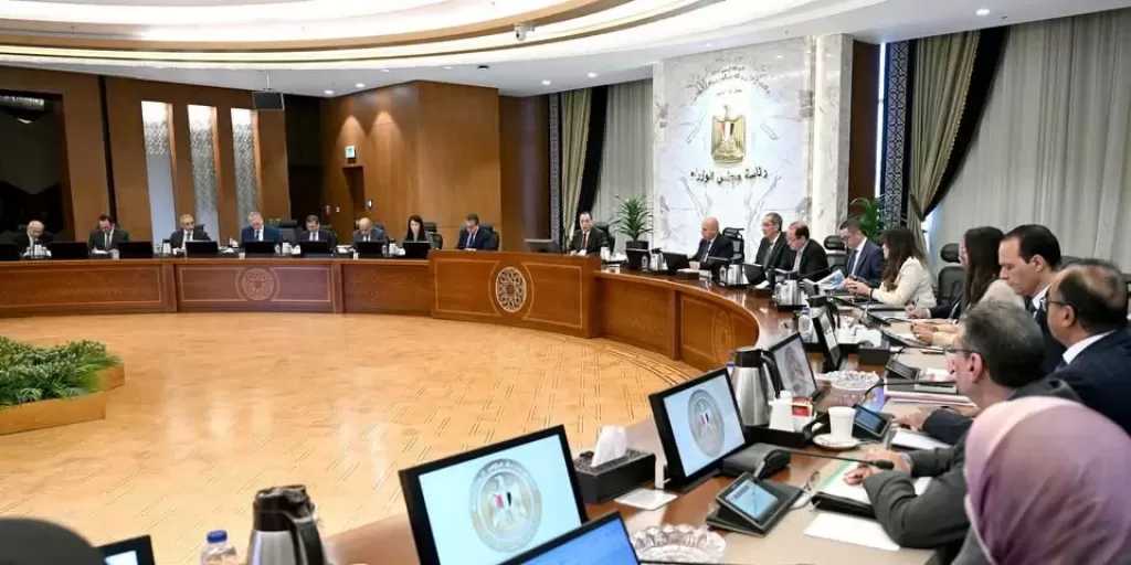 مدبولي: نحرص على إطلاق حزمة استثمارية متكاملة لدفع القطاعات الرئيسية الواعدة في الاقتصاد المصري