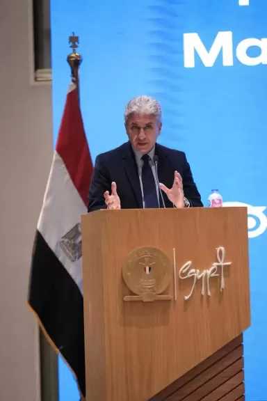 وزير السياحة والآثار: إبراز التنوع السياحي لمصر رؤية الاستراتيجية الحالية للوزارة