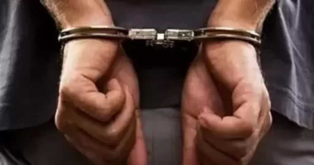 فتاة تتهم ممرضا بالتحرش بها أثناء نقلها بكرسى متحرك فى الدقى