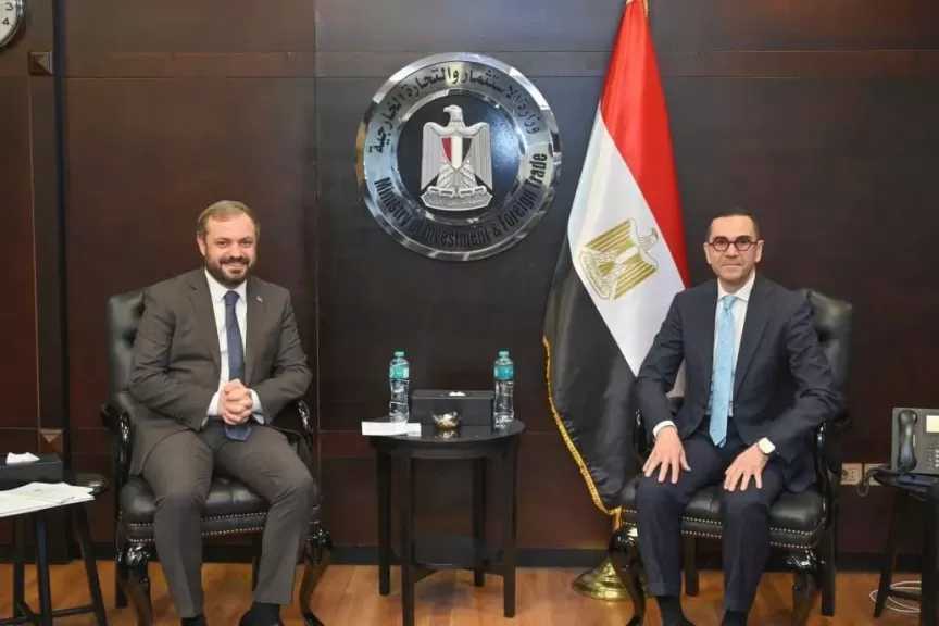 وزير الاستثمار يستقبل وزير اقتصاد أرمينيا لبحث سبل تعزيز العلاقات الاقتصادية بين البلدين