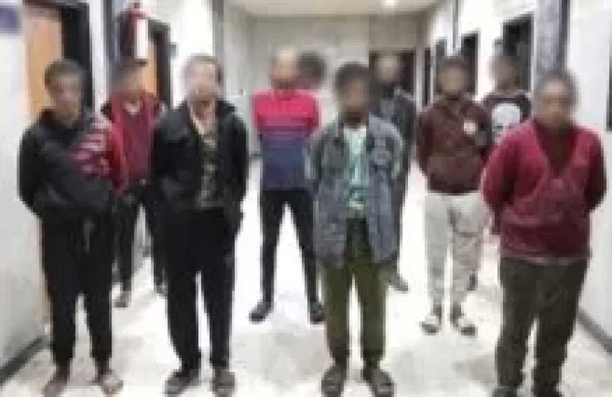 الداخلية تضبط 10 رجال و3 سيدات لاستغلالهم الأطفال في أعمال التسول بالقاهرة