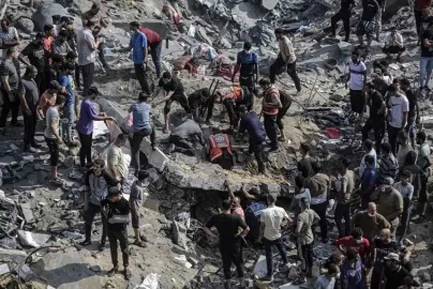 خروقات جديدة.. إسرائيل تهاجم بالطيران والمدفعية مناطق متفرقة بغزة