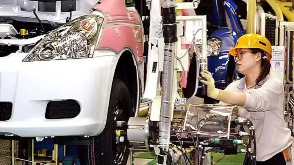 تراجع الناتج الصناعي لليابان بنسبة 2.6% شهريا