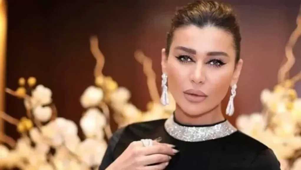 نادين الراسي: تزوجت عن حب رغم اختلاف الديانة وفارق العمر