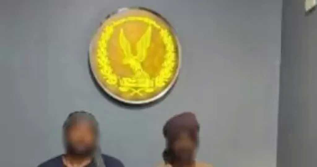 الداخلية تضبط شخصين يوزعان أموالا بمحيط لجان أبو تشت