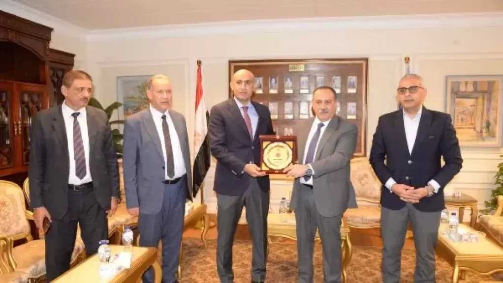 محافظ أسيوط: حصاد 2025 يؤكد طفرة غير مسبوقة في التعليم.. مدارس جديدة وتطوير شامل للبنية التحتية