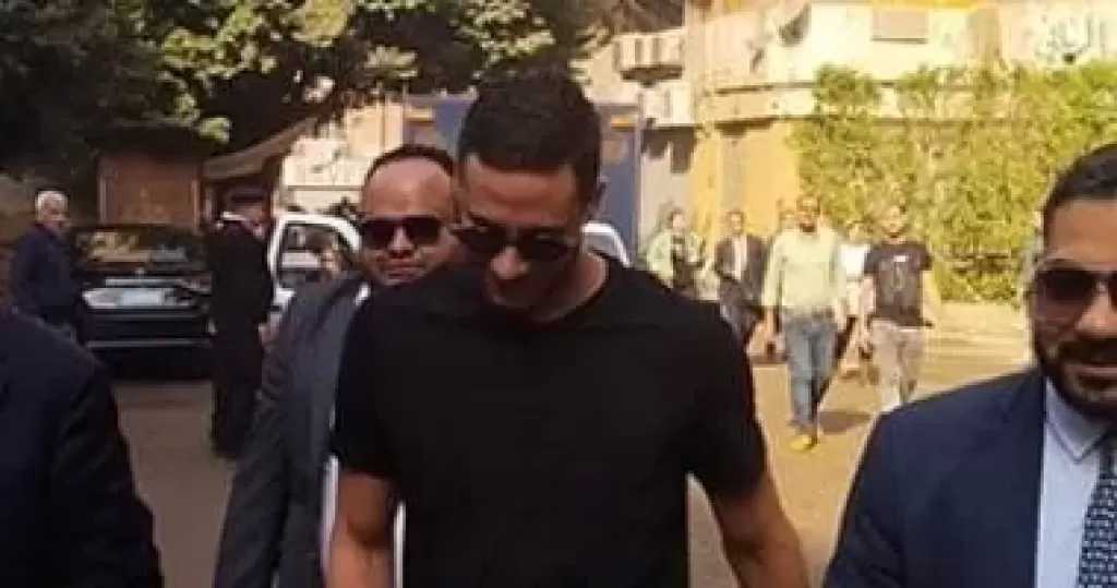 وصول رمضان صبحى و2 آخرين لجلسة النطق بالحكم فى قضية التزوير
