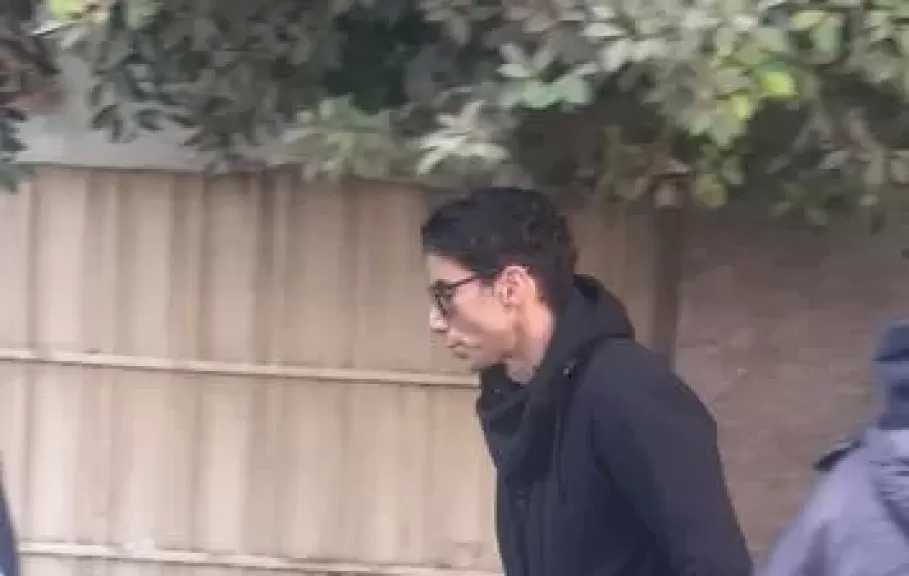 شريف إكرامى يحضر جلسة النطق بالحكم على رمضان صبحى بقضية التزوير
