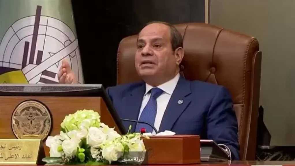 الرئيس السيسي يشهد اختبارات كشف الهيئة لحاملي درجة الدكتوراه من دعاة وزارة الأوقاف
