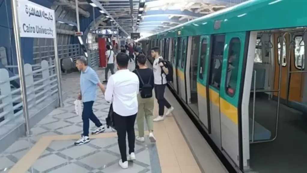 احتفالًا برأس السنة.. مد ساعات عمل المترو في الخط الثالث حتى الرابعة فجرًا