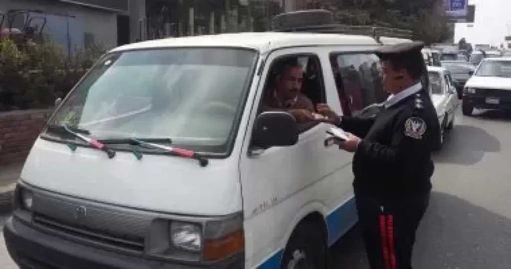 الداخلية تشدد الرقابة المرورية وتضبط 95649 مخالفة خلال 24 ساعة