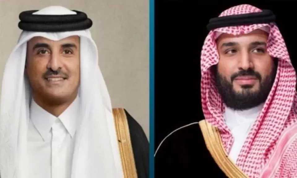 ولي العهد السعودي وأمير دولة قطر يبحثان هاتفياً مستجدات الأوضاع الإقليمية