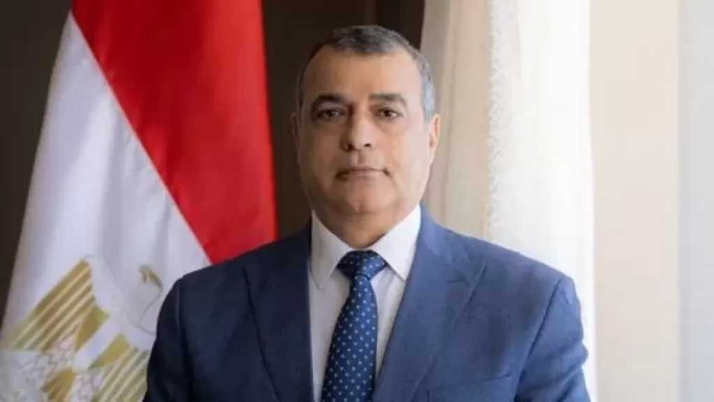 وزير الإنتاج الحربي يهنئ البابا تواضروس بعيد الميلاد المجيد: وحدة النسيج الوطني أساس قوة مصر