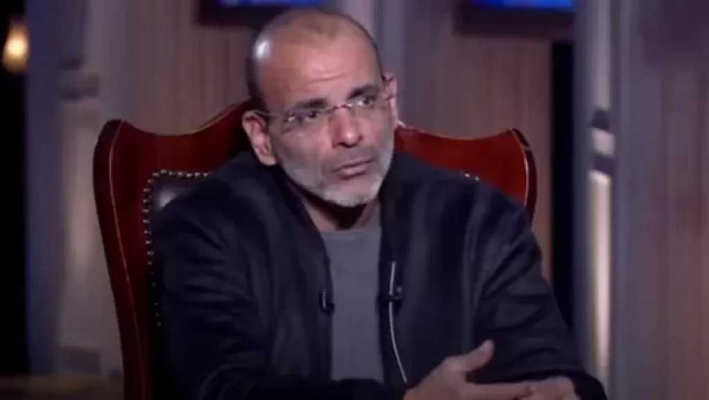 أيمن بهجت قمر يعلّق على فيديو لقاء سويدان وإصابتها بالعصب السابع