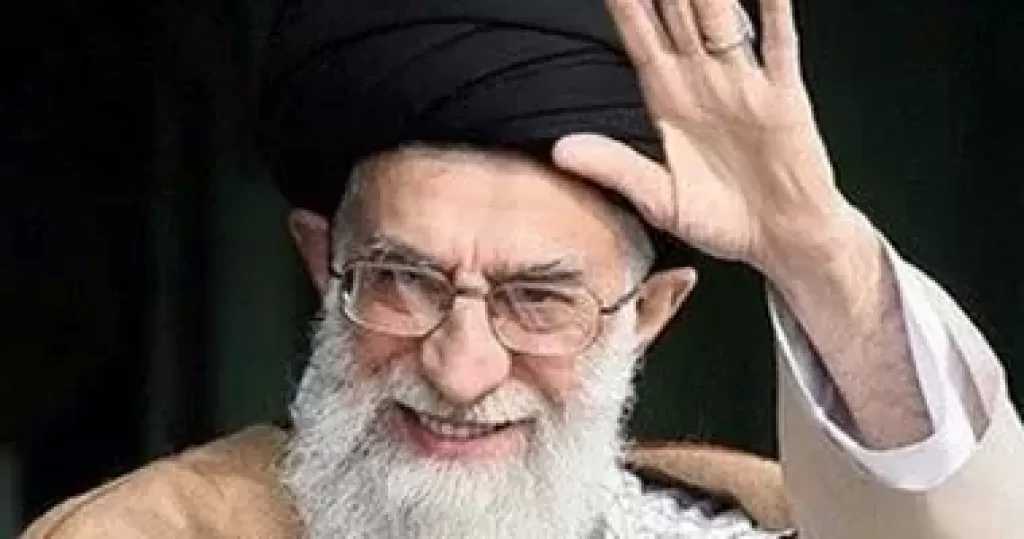 على الخامنئى يوجه رسالة إلى الإيرانيين ويهدد ترامب