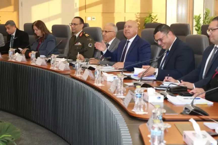 الدكتور محمود عصمت: إتاحة الطاقة الكهربائية لكافة الاستخدامات كركيزة أساسية لتحقيق التنمية المستدامة