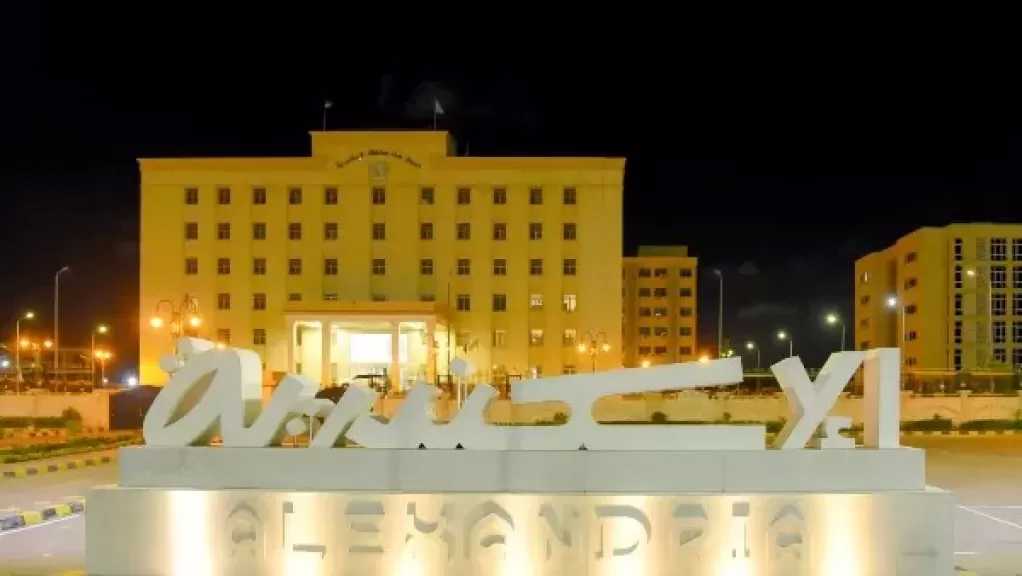 محافظة الإسكندرية: استمرار صرف التعويضات المستحقة لأسر الشهداء والمصابين