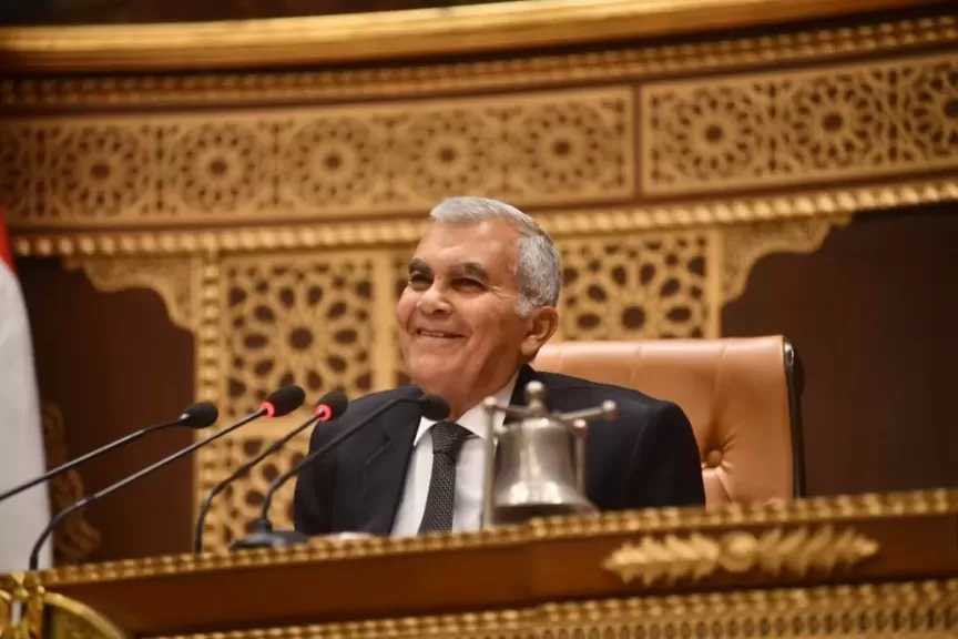 رئيس مجلس الشيوخ يهنئ الرئيس السيسي بمناسبة ذكرى عيد الشرطة وثورة 25 يناير