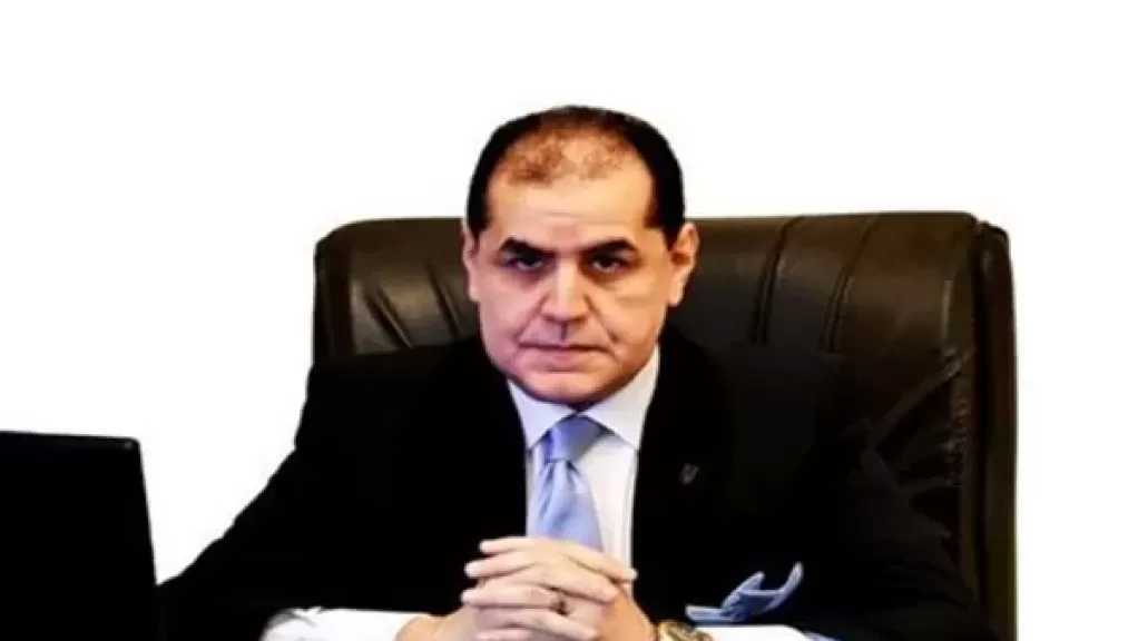 اقتصادي: صفقات كبرى وتدفقات دولارية رفعت توقعات النمو الاقتصادي لمصر