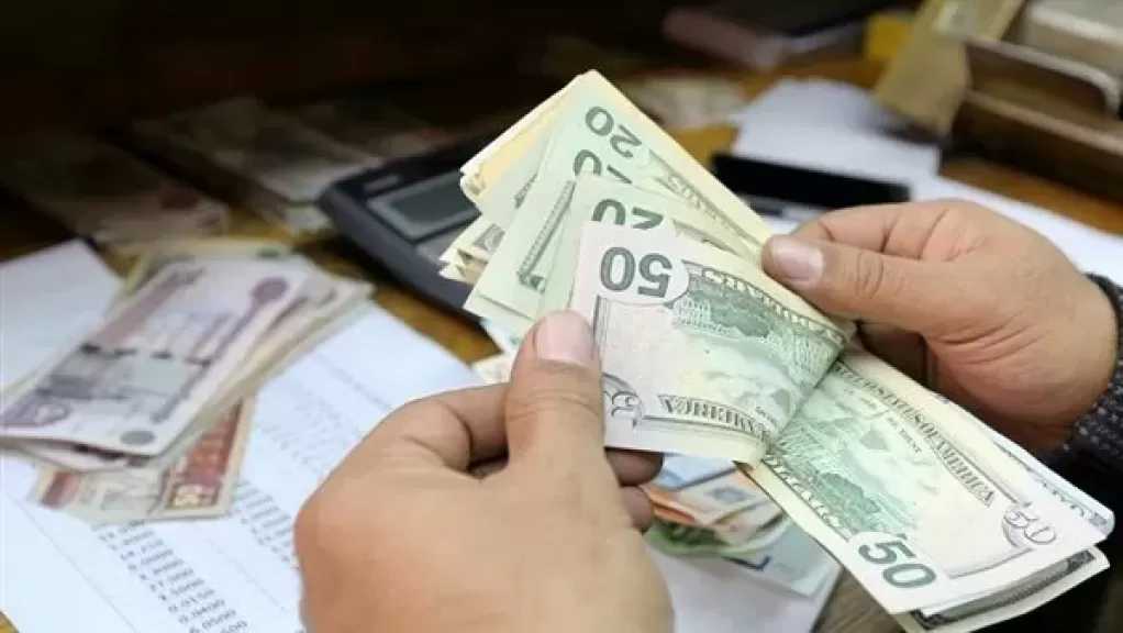 الأمن العام يلاحق تجار العملة ويضبط قضايا بـ 5 ملايين جنيه