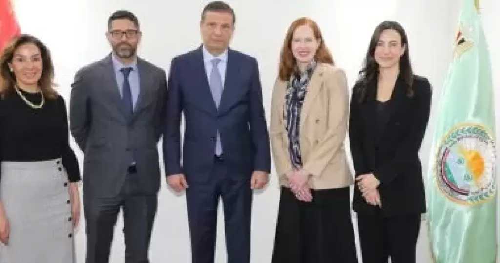 وزير الزراعة يبحث مع ممثلي كرافت هاينز توسيع الاستثمارات