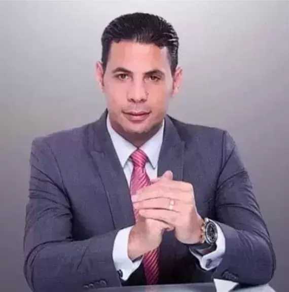 ”حساسين”يشيد بتضحيات رجال الشرطه ويهنئ رجال الشرطة والشعب المصري بعيد الشرطة وذكرى 25 يناير
