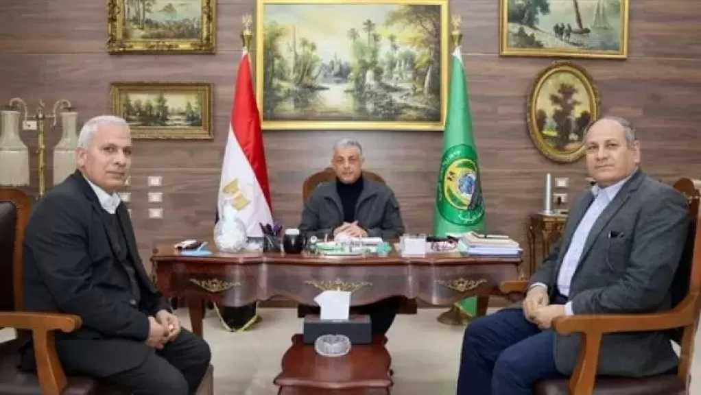 محافظ الإسماعيلية يستقبل قافلة علمية زراعية لرفع كفاءة الإنتاج المحلي
