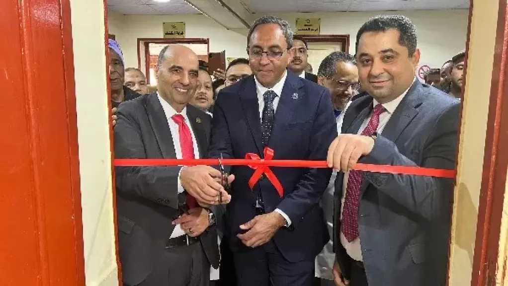 محافظ قنا يفتتح وحدة عناية مركزة متكاملة بمستشفى قوص المركزى