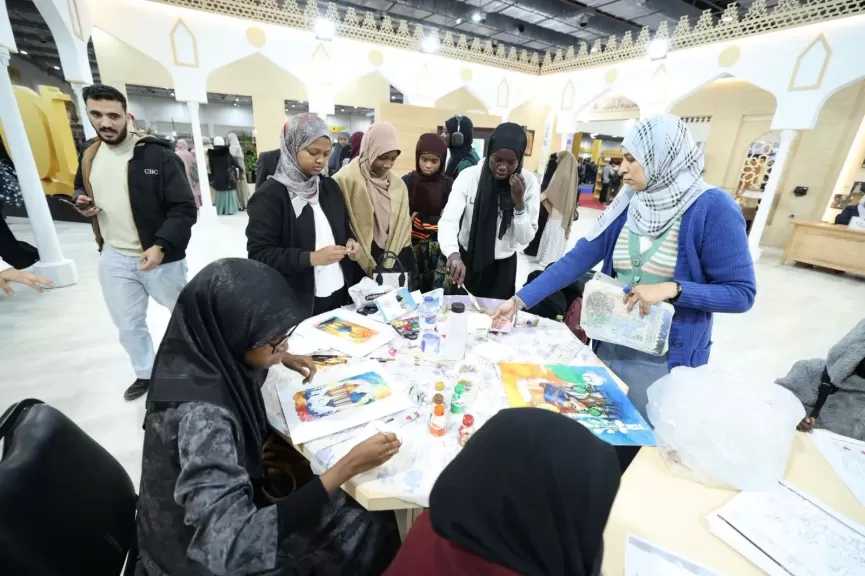 انطلاق فعاليات اليوم الخامس بجناح الأزهر بمعرض الكتاب واستمرار الإقبال الجماهيري| صور