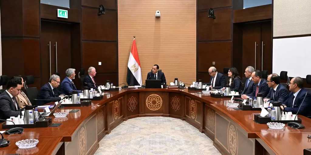رئيس الوزراء يلتقي رئيس شركة ”بوينج” الأمريكية لبحث فرص تعزيز وتطوير الشراكة القائمة