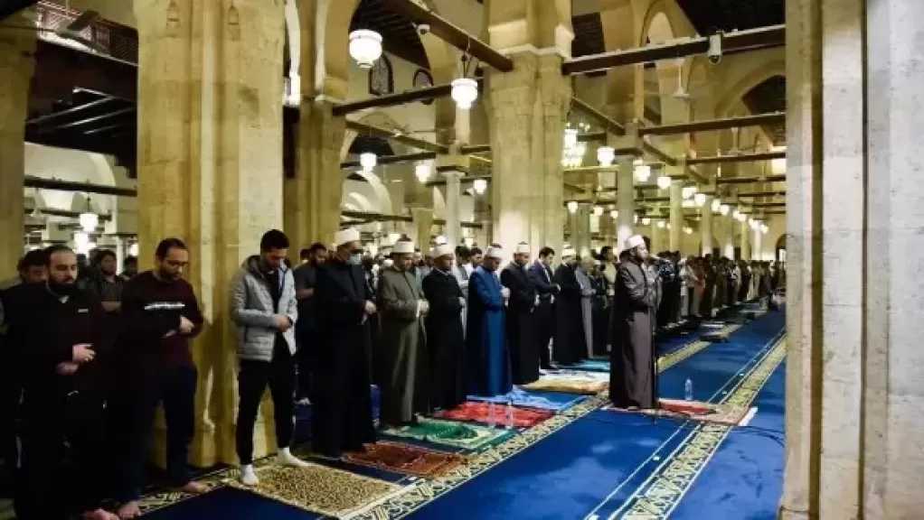 مساجد كفر الشيخ تشهد إقبالًا كثيفًا لأداء صلاة التراويح في الليلة السابعة عشر من ليالي شهر رمضان