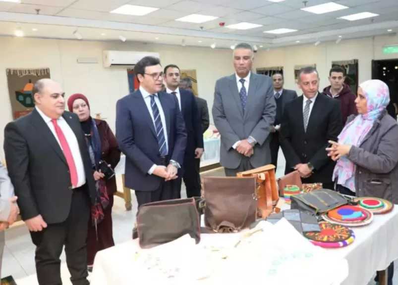 وزير الثقافة ومحافظ أسوان يفتتحان المهرجان الدولي الثالث عشر للثقافة والفنون