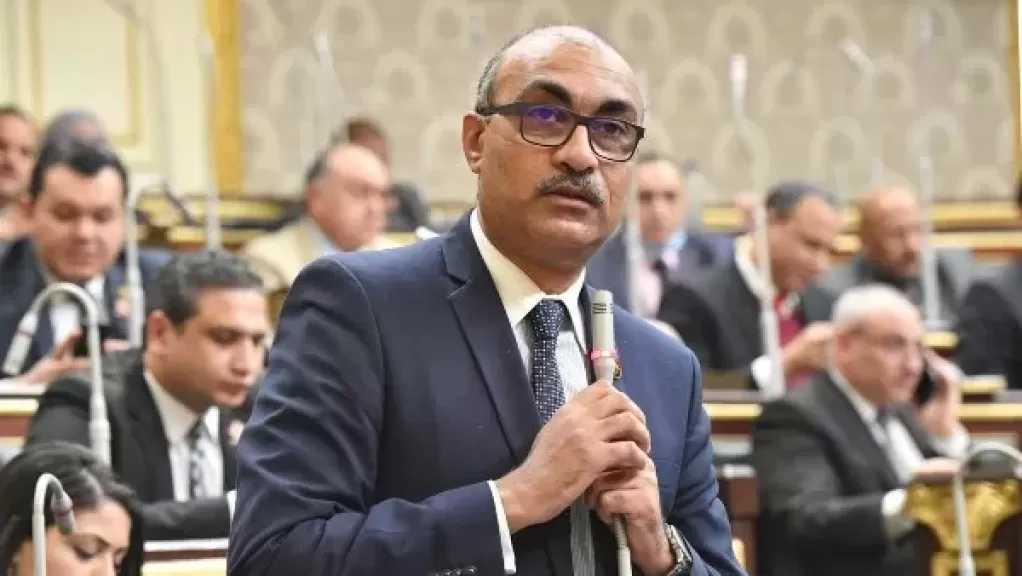 تحرك برلماني بسبب الزحام الشهري على ماكينات الصراف الآلي
