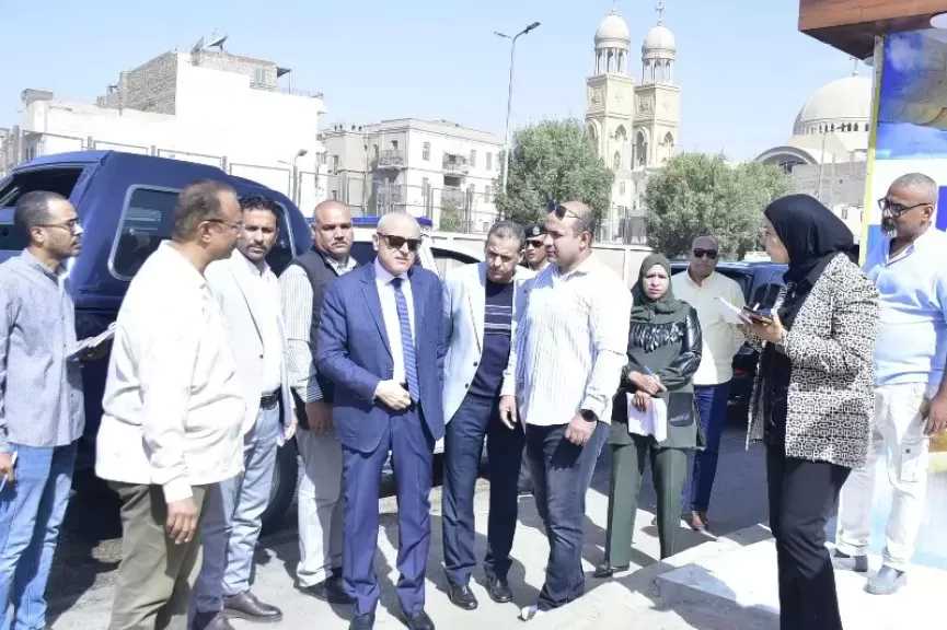 محافظ الأقصر يتفقد منطقة وسوق شرق السكة الحديد