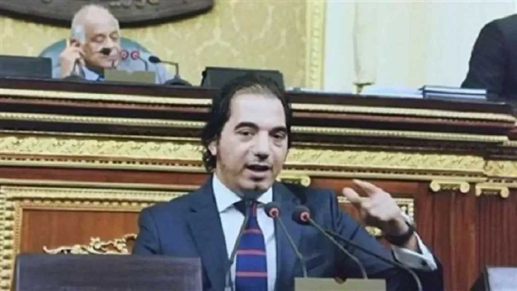 عمرو الجوهري: التعديل الحكومي الموسع أفيد من الجزئي.. ومصر تحتاج لمجموعة اقتصادية جديدة