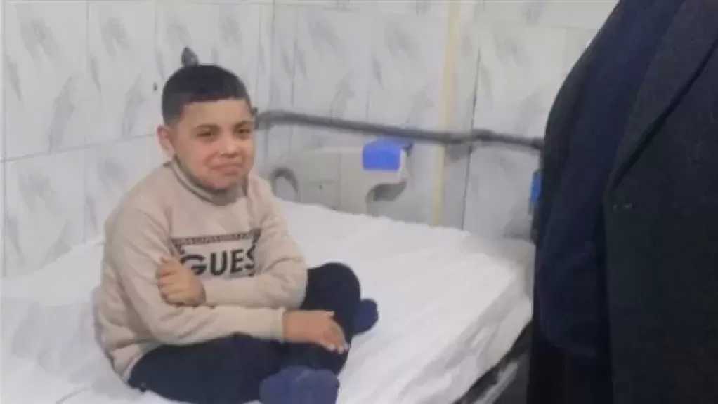 محافظ البحيرة توجه بتوفير الرعاية الصحية اللازمة لصغير يعاني من الفشل الكلوي