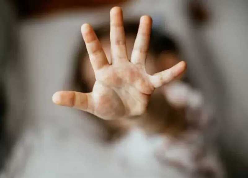 السجن 3 سنوات لعاطل هتك عرض طفلة بأبوزنيمة في جنوب سيناء