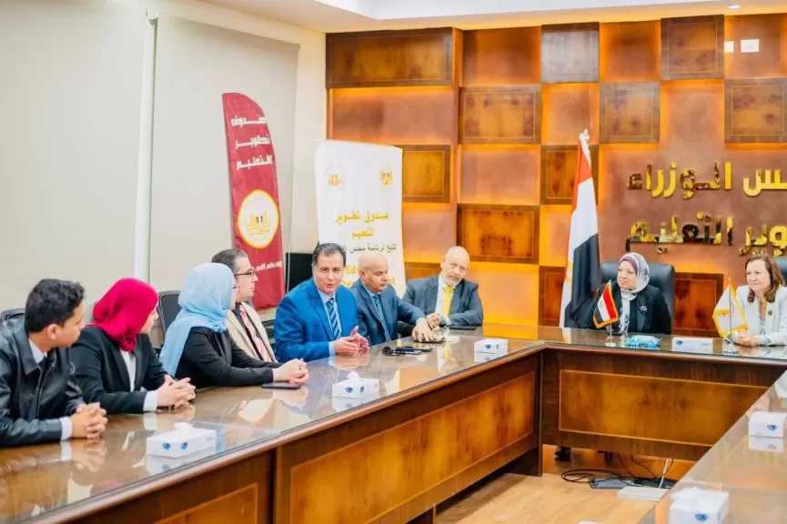 فاليرو: مبادرات صندوق تطوير التعليم نموذج ناجح لإعداد كوادر المستقبل الرقمي