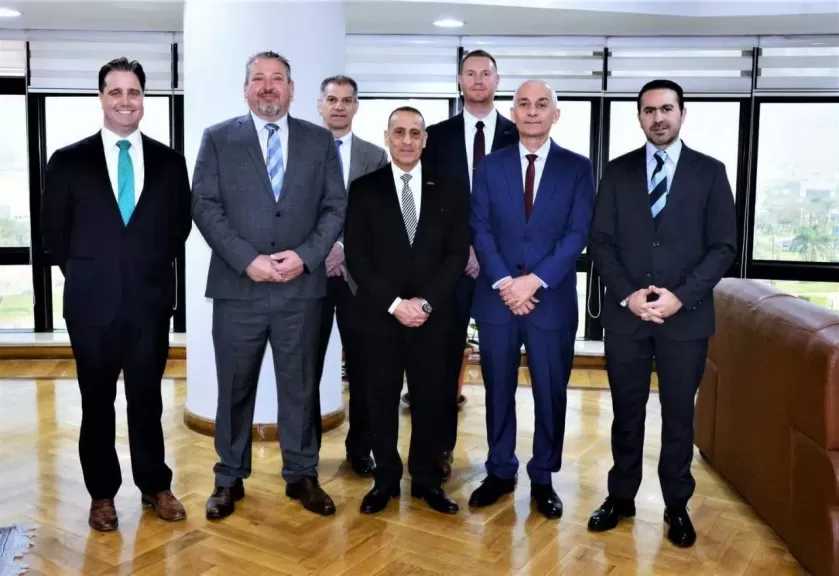وزير الطيران المدني يلتقي وفد إدارة الطيران الفيدرالي الأمريكية (FAA)