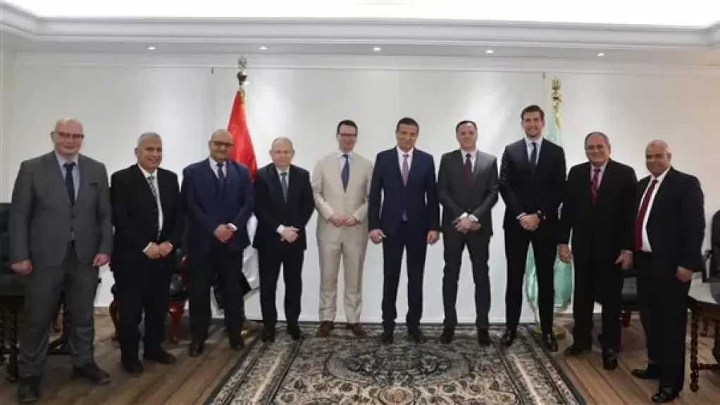 وزير الزراعة يبحث مع ”باير” العالمية آفاق التعاون في البحوث التطبيقية وحماية المحاصيل