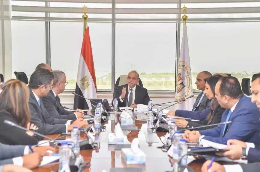 الدكتور محمد فريد: نعمل على بناء شراكة مع المستثمرين أسسها الثقة والوضوح لتعزيز الإنتاج والتوظيف