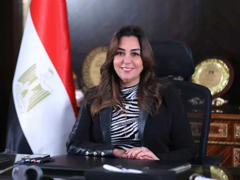 وزيرة التنمية المحلية والبيئة تصدر قرارًا بتعيين 3 سكرتيري عموم مساعدين بمحافظة الغربية والأقصر والفيوم